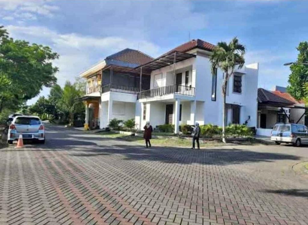 Jual Royal Ketintang Regency